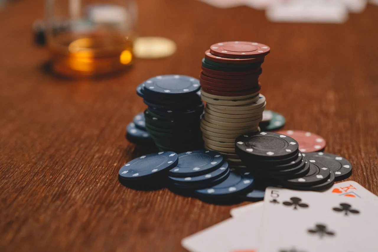 Kiểm tra giới hạn và thông số sảnh game trước khi tham gia